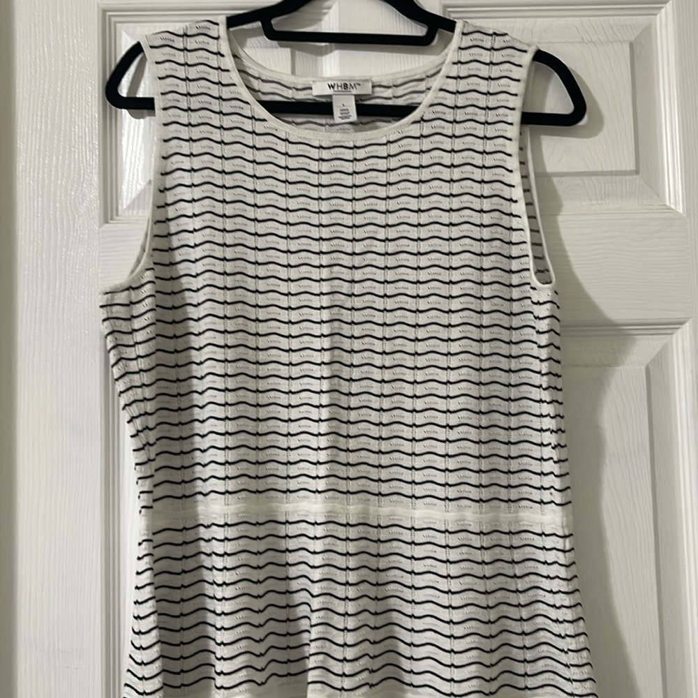 White House Black Market knitted sleeveless top size large